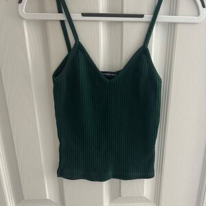 Brandy Melville green ribbed tank top! 💚